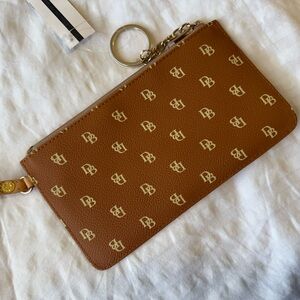 Dooney & Bourke wristlet